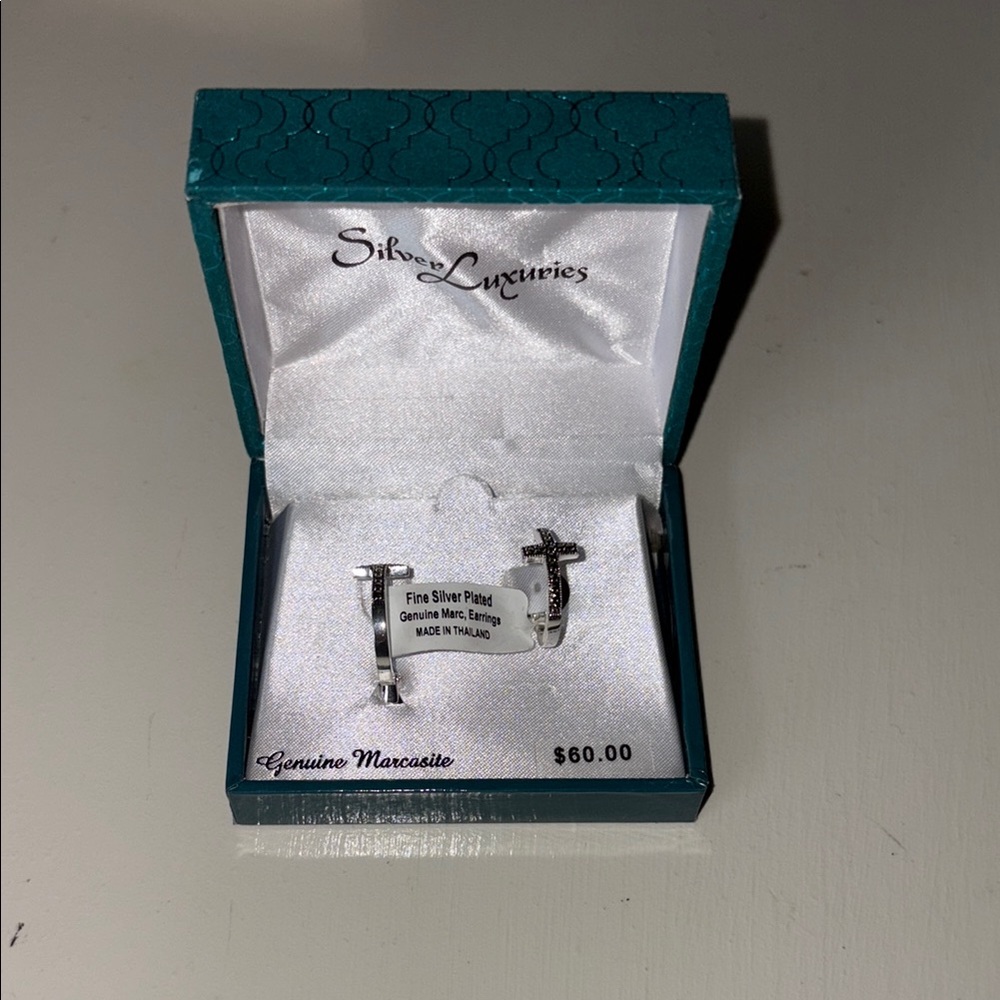 NEVER WORN NEW IN BOX Silver Cross Earrings